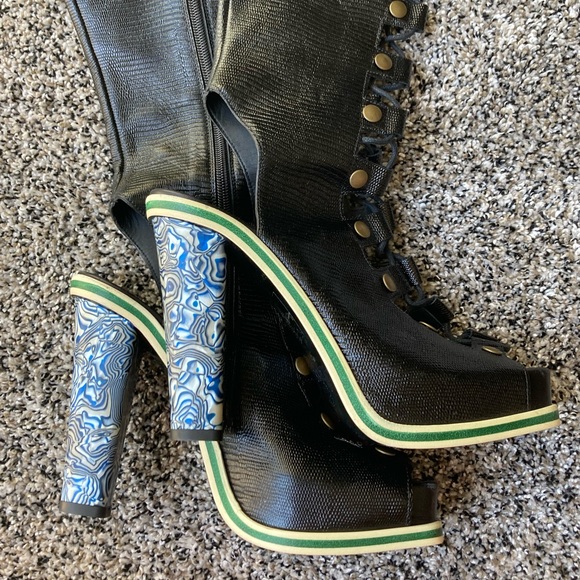 RODARTE Knee high lace up heels 2015 collection - Picture 8 of 8